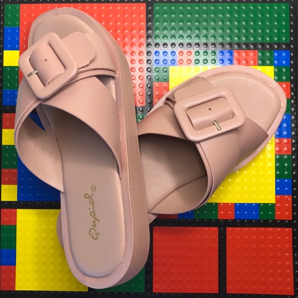 LENNIE BLUSH FORM FITTING SANDALS - Picture 2 of 4